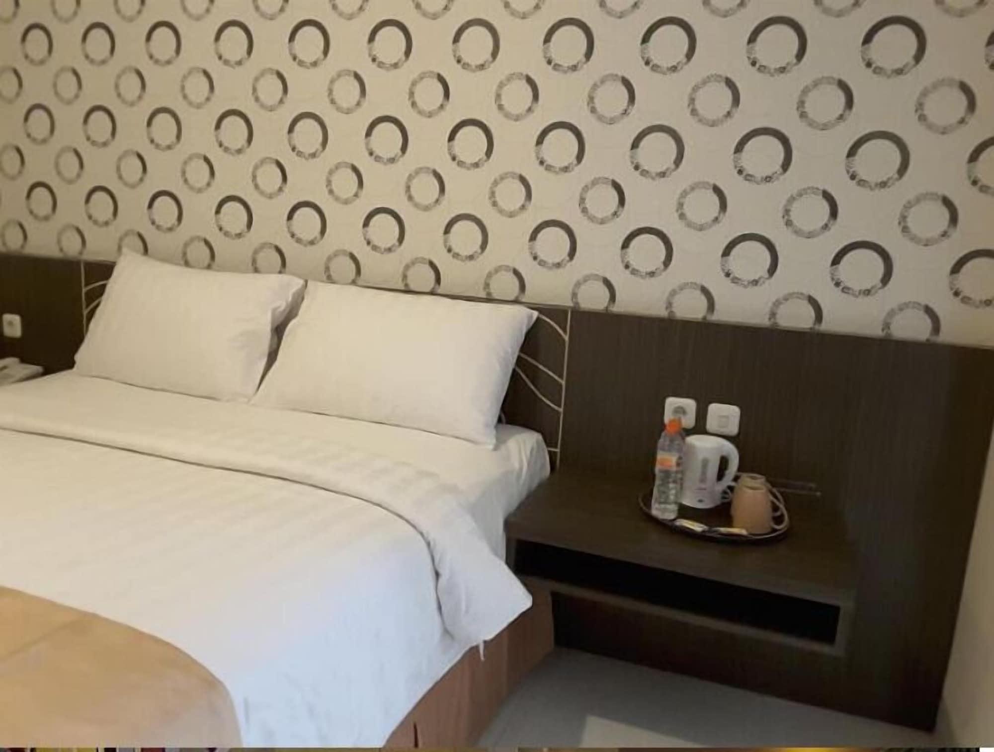 Nutana Hotel Mataram Exteriör bild