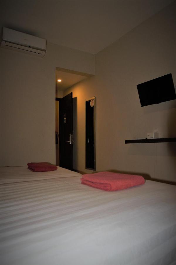 Nutana Hotel Mataram Exteriör bild