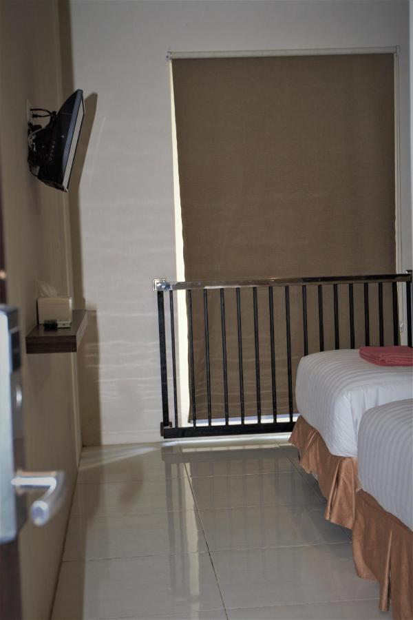 Nutana Hotel Mataram Exteriör bild