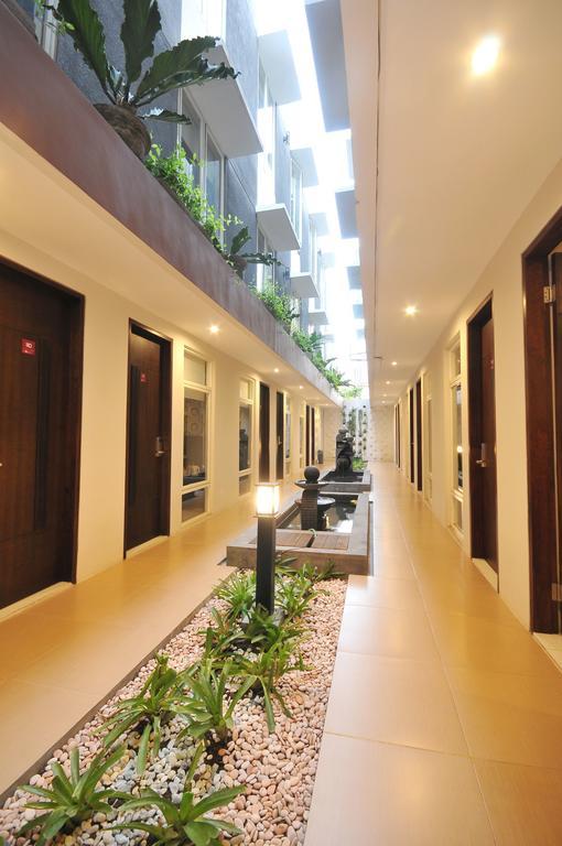 Nutana Hotel Mataram Rum bild